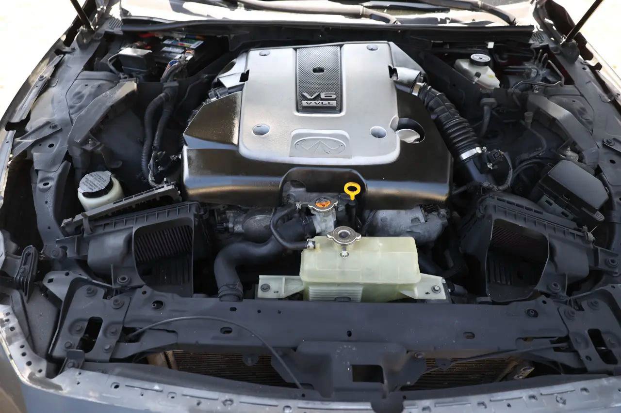 Used 2014 INFINITI Q50 w/ Moonroof Package image 40