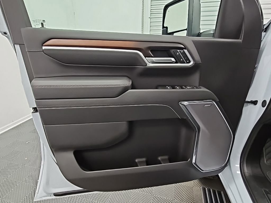 New 2026 GMC Sierra 2500 Denali w/ Denali Reserve Package image 30