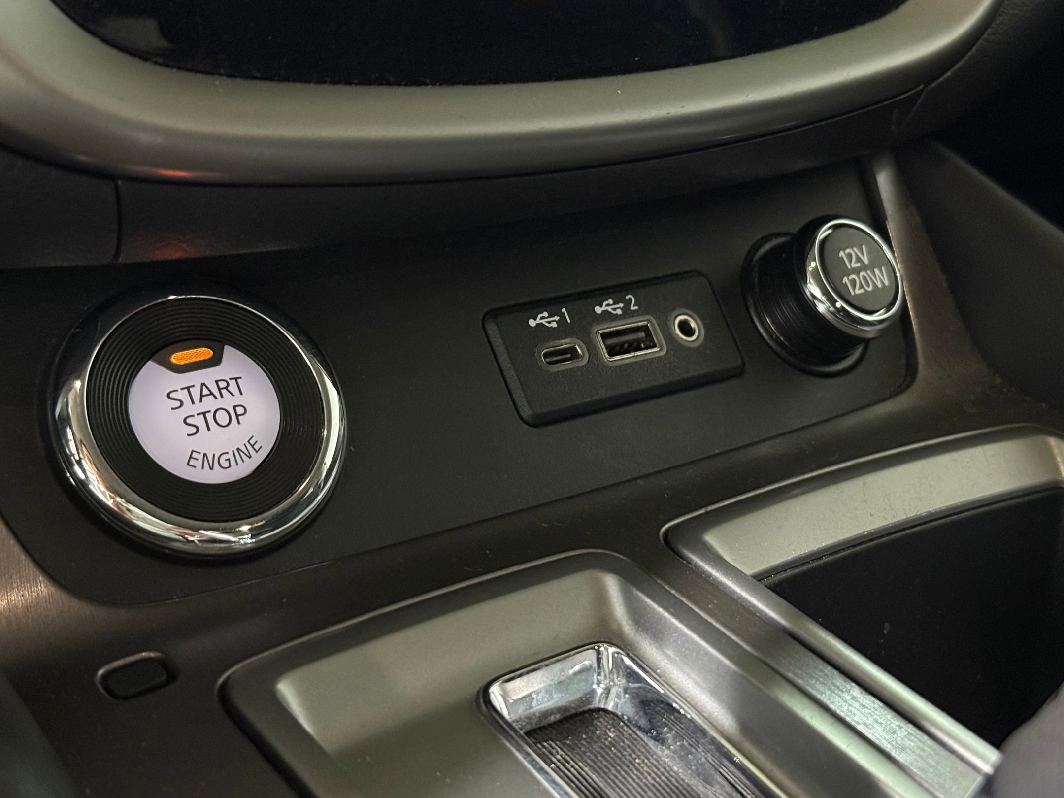 Used 2020 Nissan Murano SV image 26