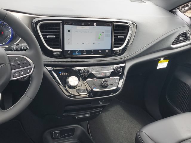 New 2027 Chrysler Pacifica Select AWD/4WD image 15