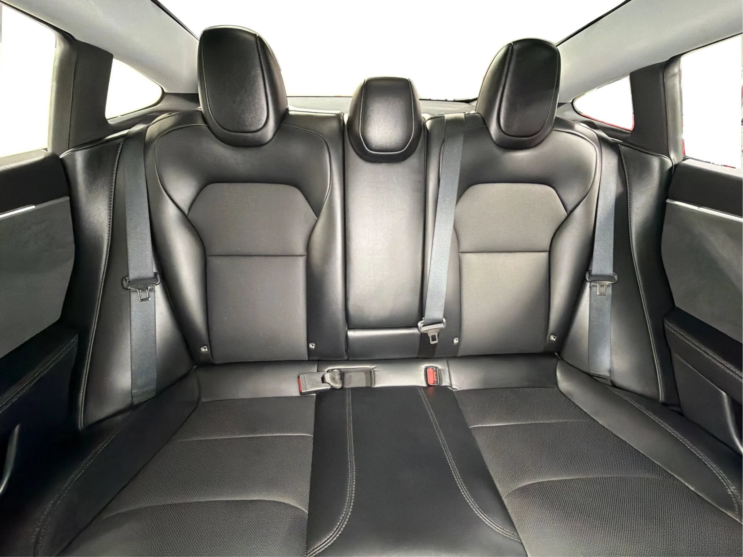 Used 2024 Tesla Model 3 Long Range AWD/4WD image 32