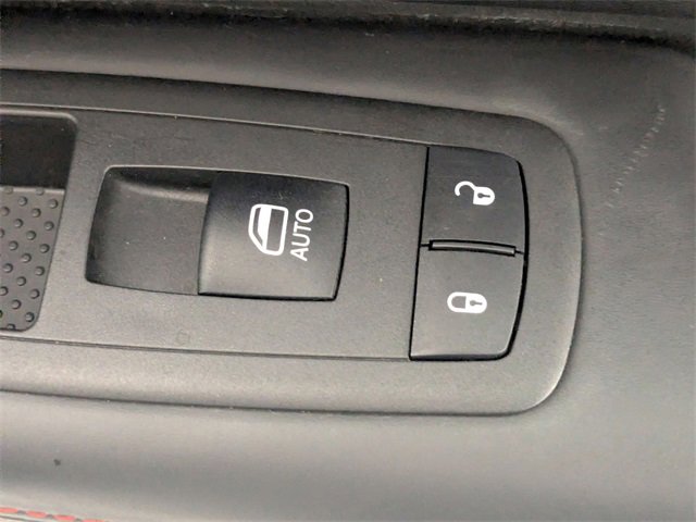 Used 2023 Dodge Durango GT image 37