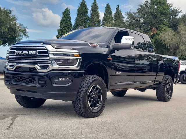 Used 2025 RAM 2500 Laramie w/ Towing Technology Group AWD/4WD image 33