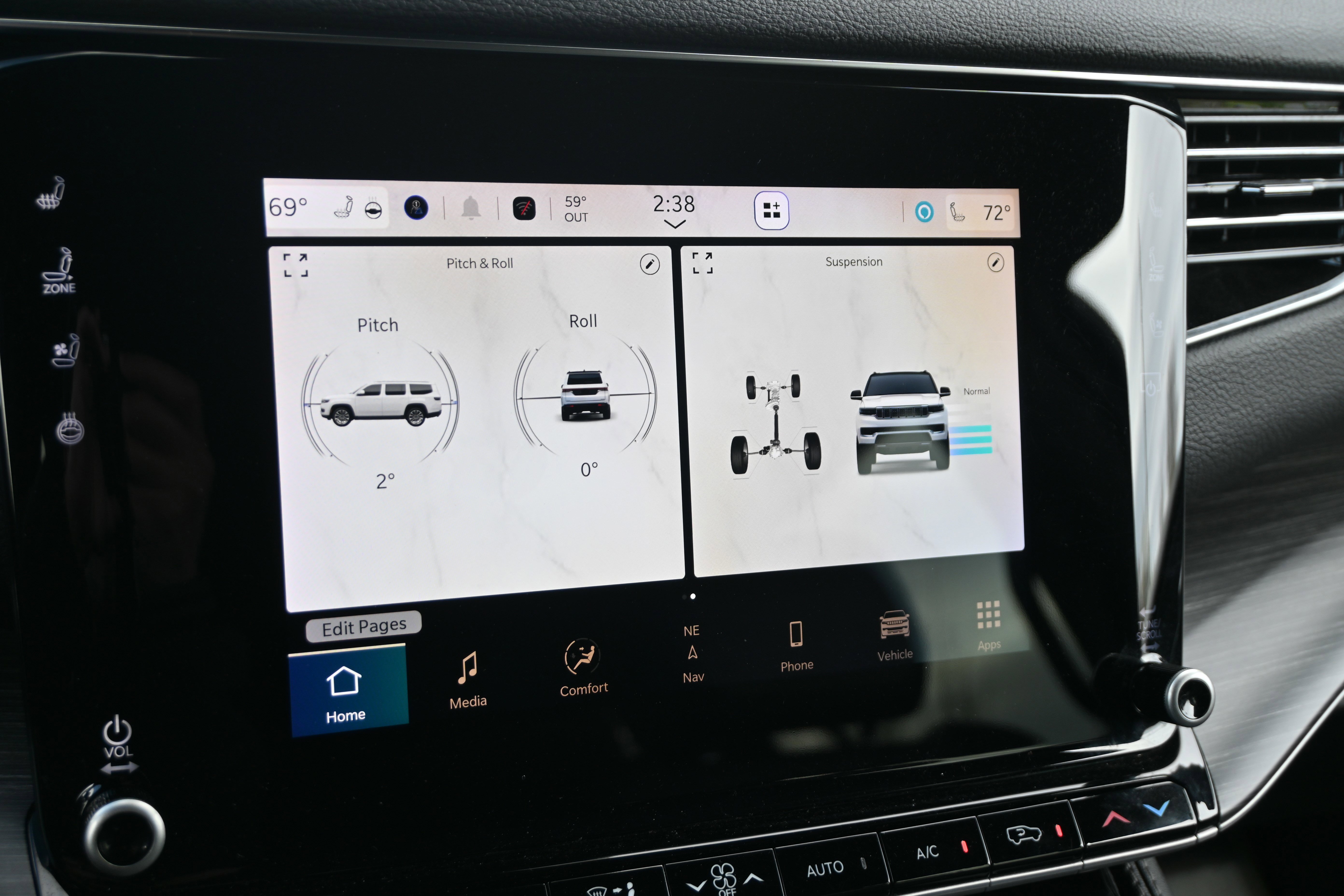 Used 2024 Jeep Wagoneer Series III image 33