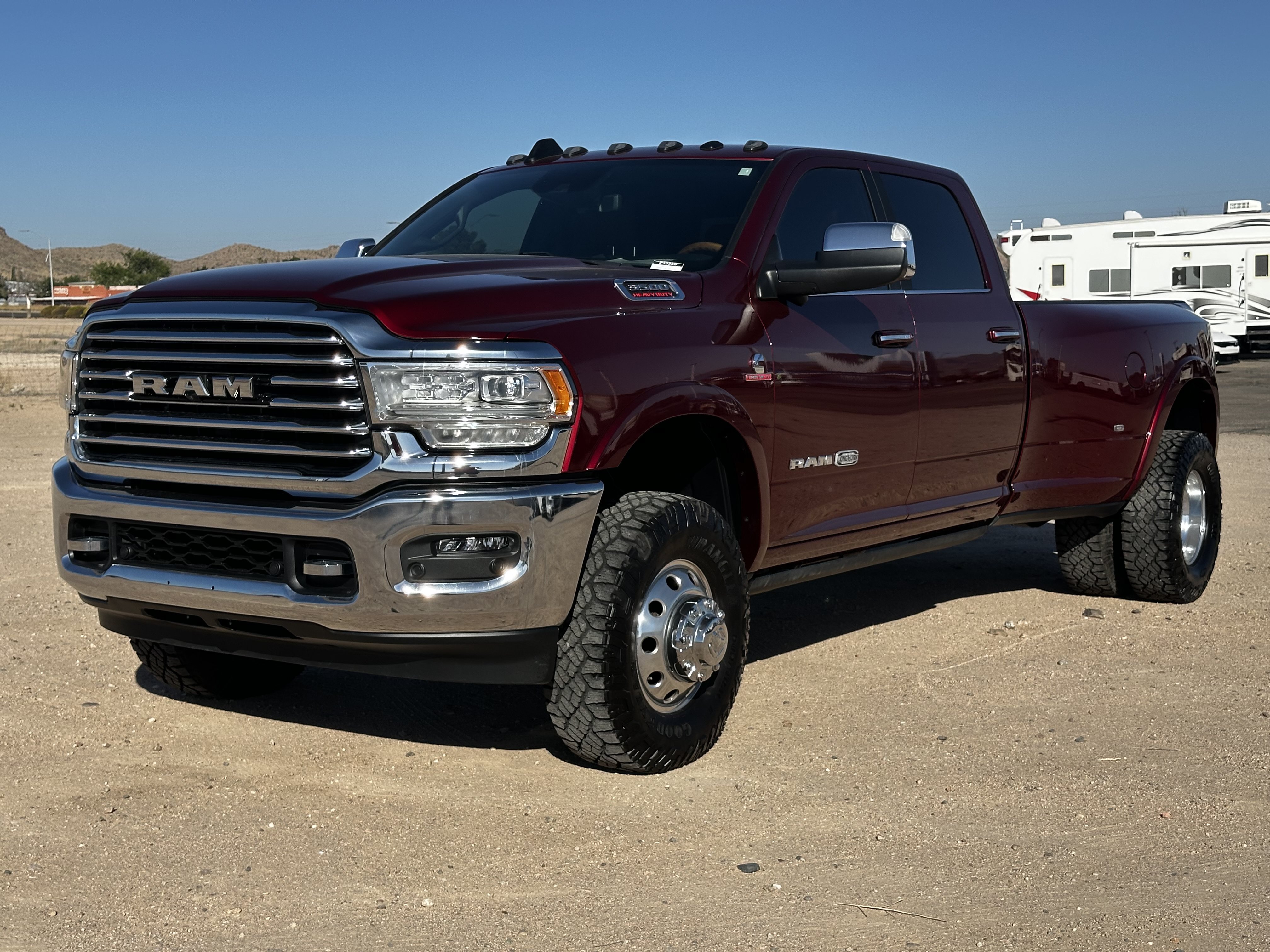 Used 2022 RAM 3500 Limited AWD/4WD image 9