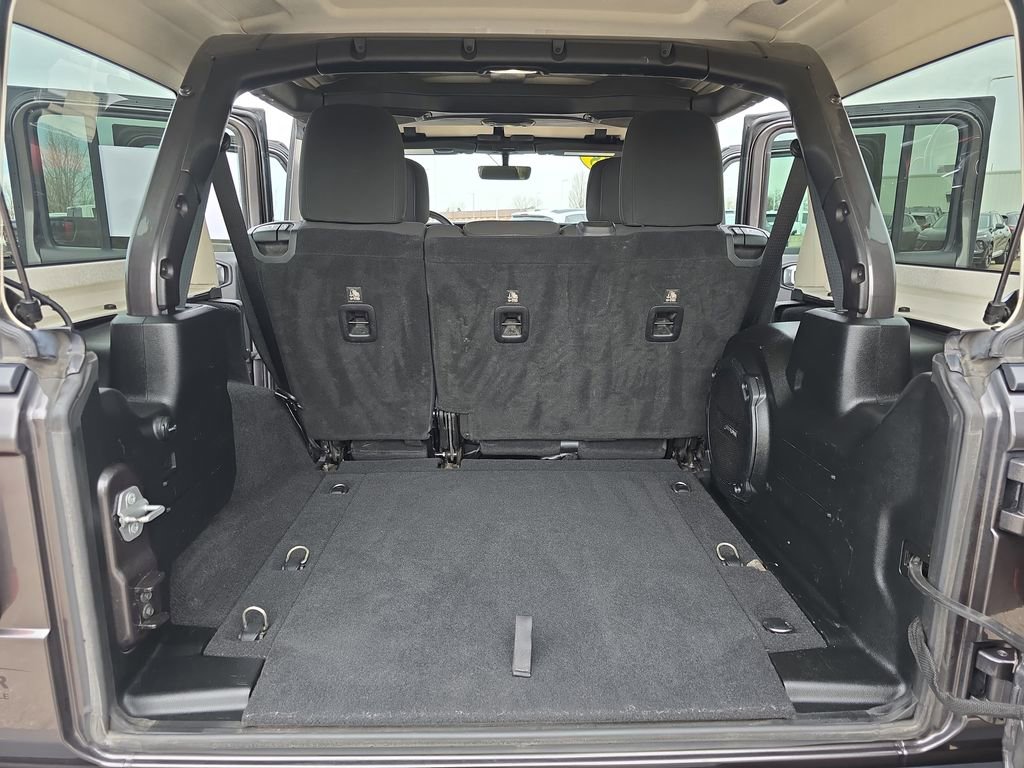 Used 2018 Jeep Wrangler Unlimited Rubicon image 13