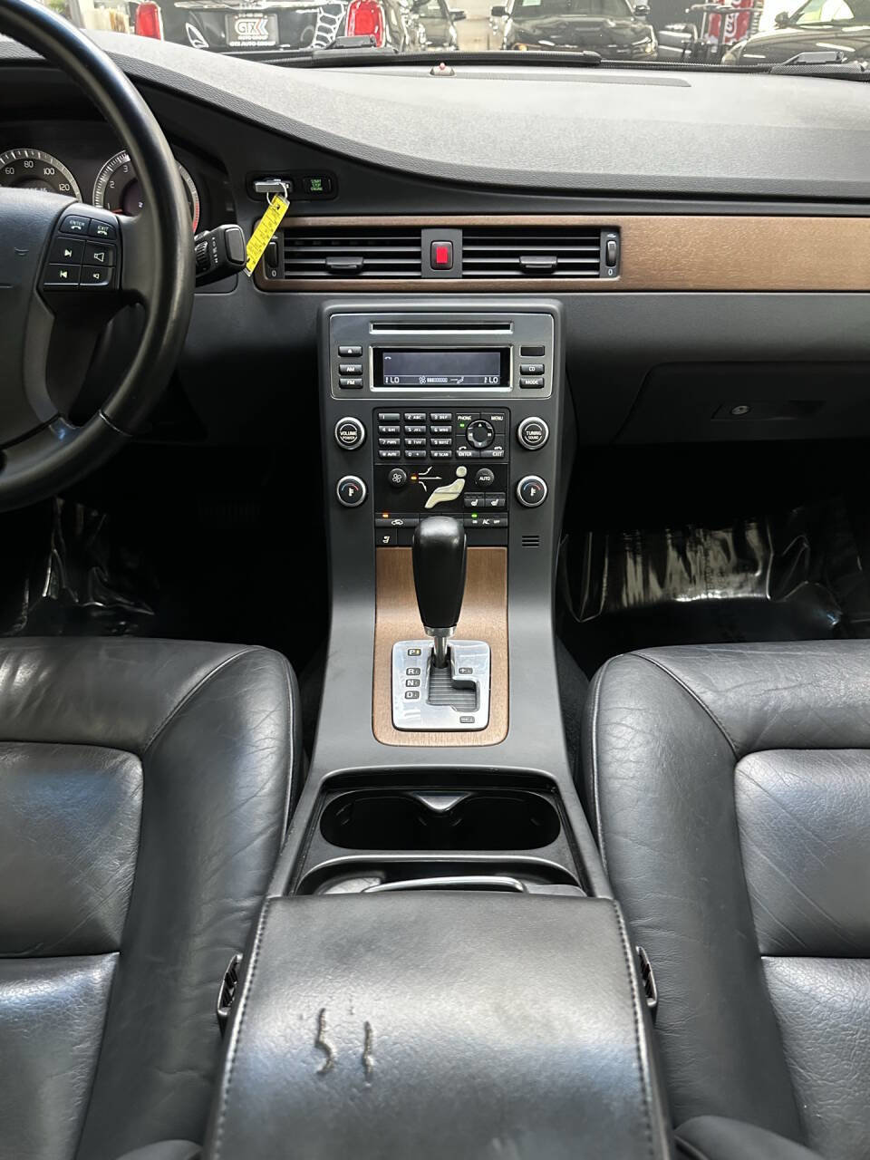 Used 2009 Volvo S80 3.2 image 26