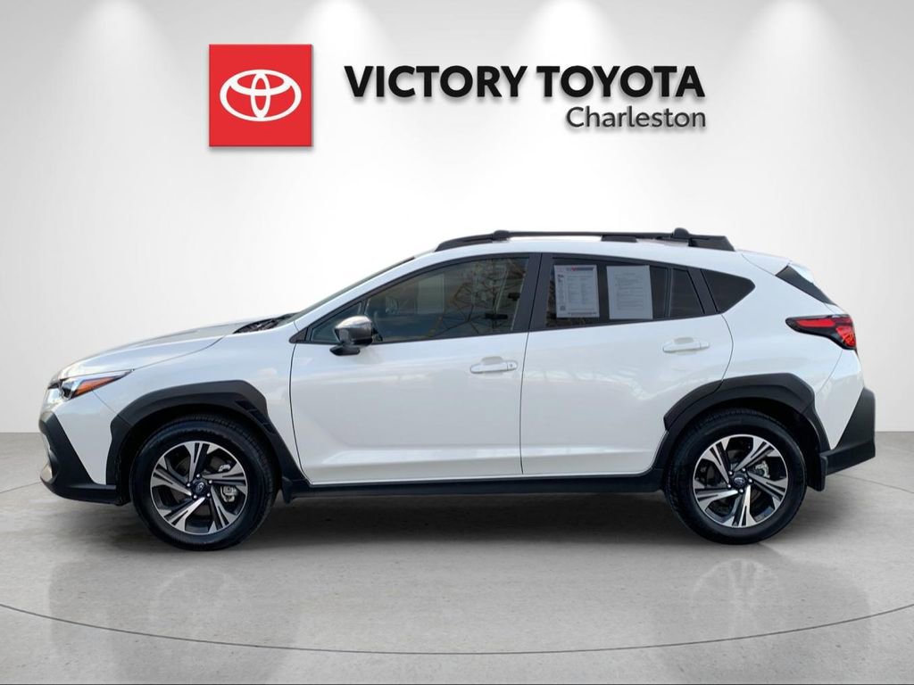 Used 2024 Subaru Crosstrek 2.0i Premium image 2