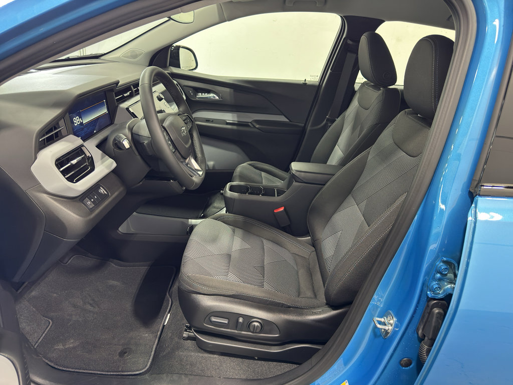 New 2027 Chevrolet Bolt LT w/ Comfort Package FWD image 18