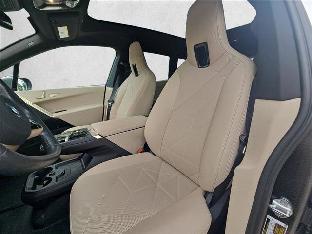 Certified 2024 BMW iX xDrive50 w/ Premium Package AWD/4WD image 15