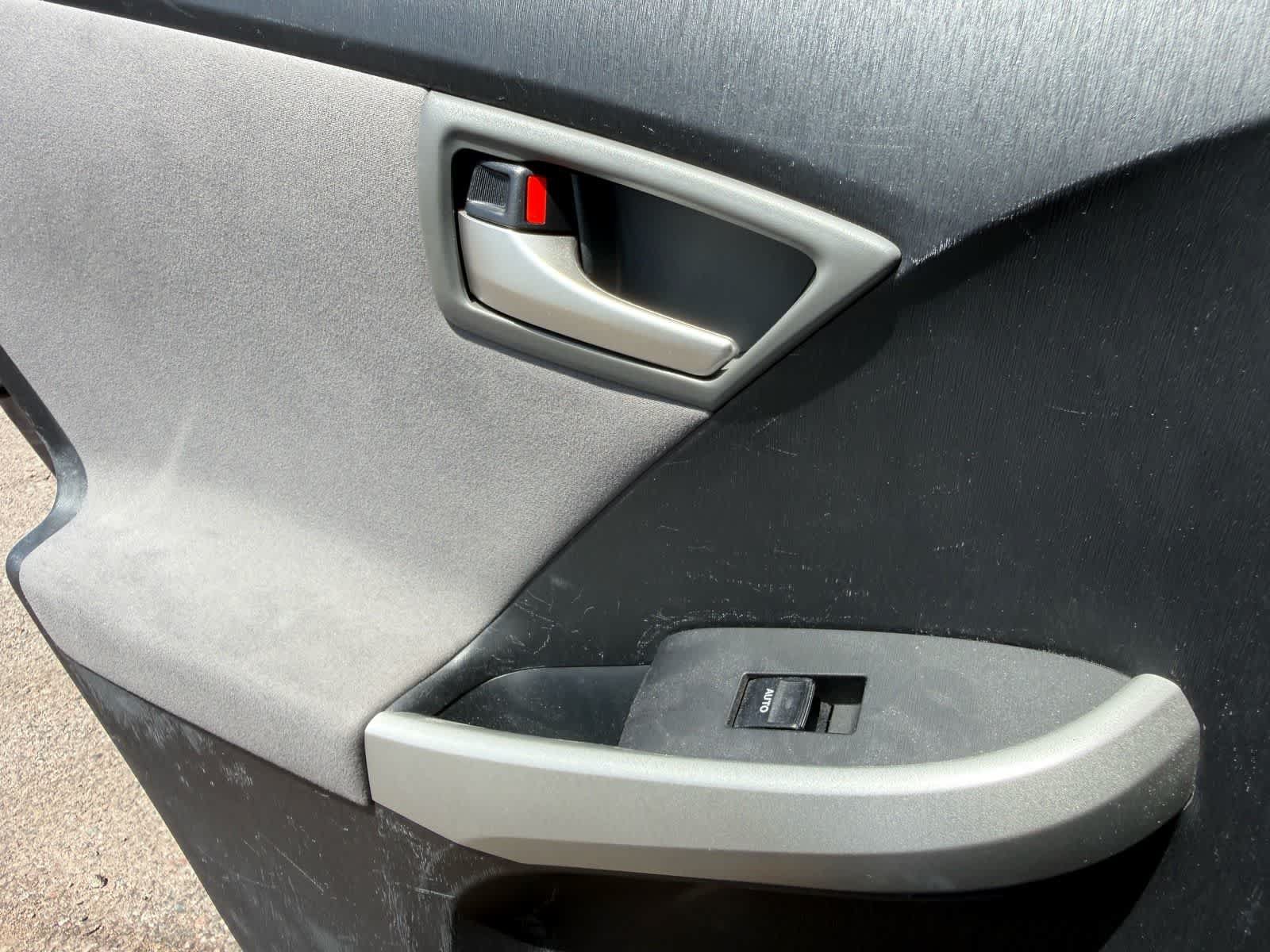 Used 2015 Toyota Prius Two FWD image 12