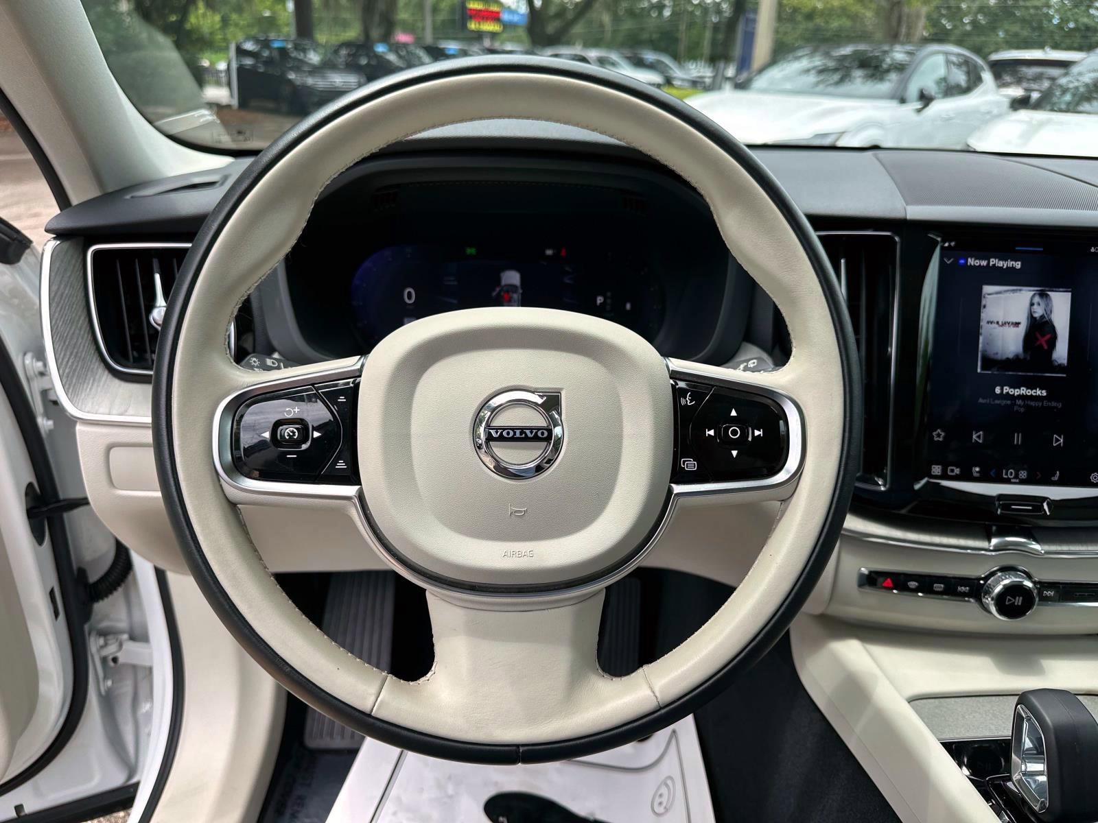 Certified 2024 Volvo XC60 B5 Plus image 25