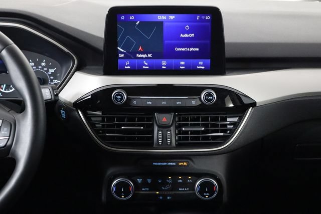 Used 2022 Ford Escape SE w/ SE Sport Appearance Package FWD image 25