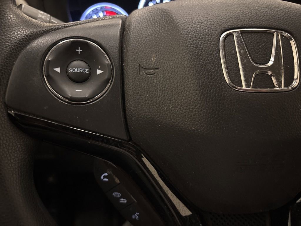 Used 2021 Honda HR-V LX image 14