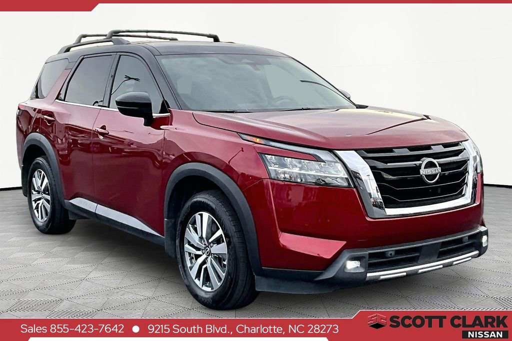 Used 2022 Nissan Pathfinder SL