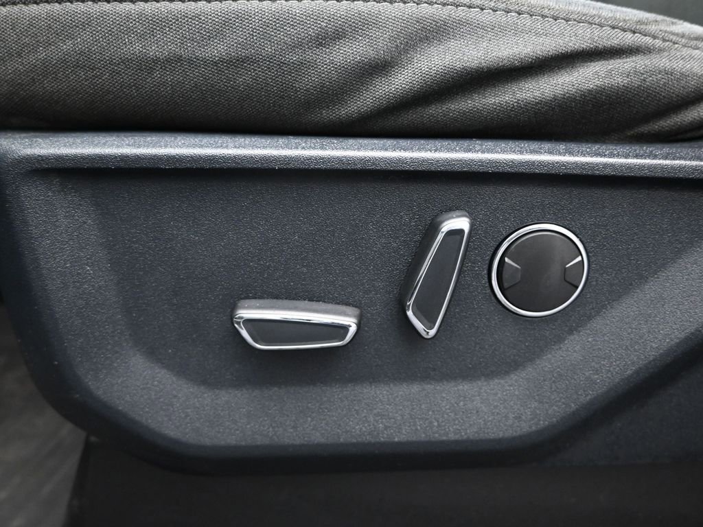 Used 2021 Ford F150 XLT w/ Equipment Group 302A High AWD/4WD image 10