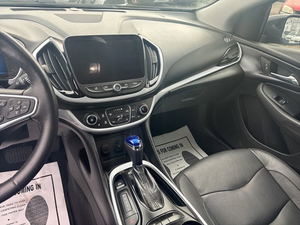 Used 2017 Chevrolet Volt LT w/ Comfort Package image 29