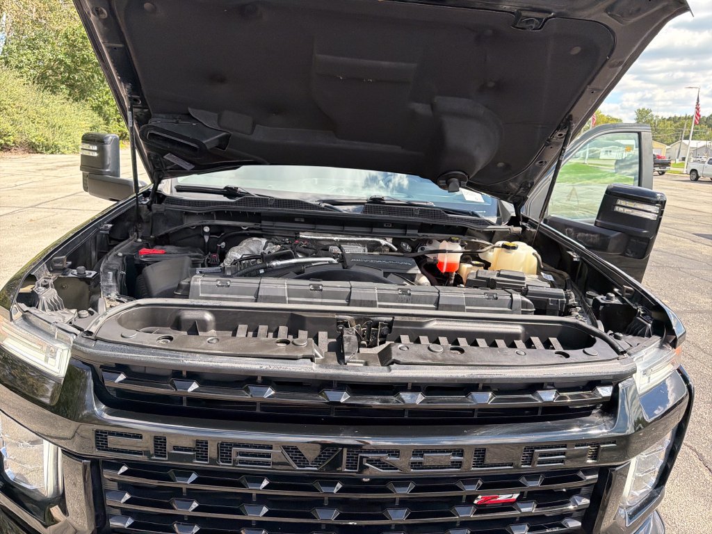 Used 2023 Chevrolet Silverado 3500 LTZ w/ LTZ Plus Package AWD/4WD image 33