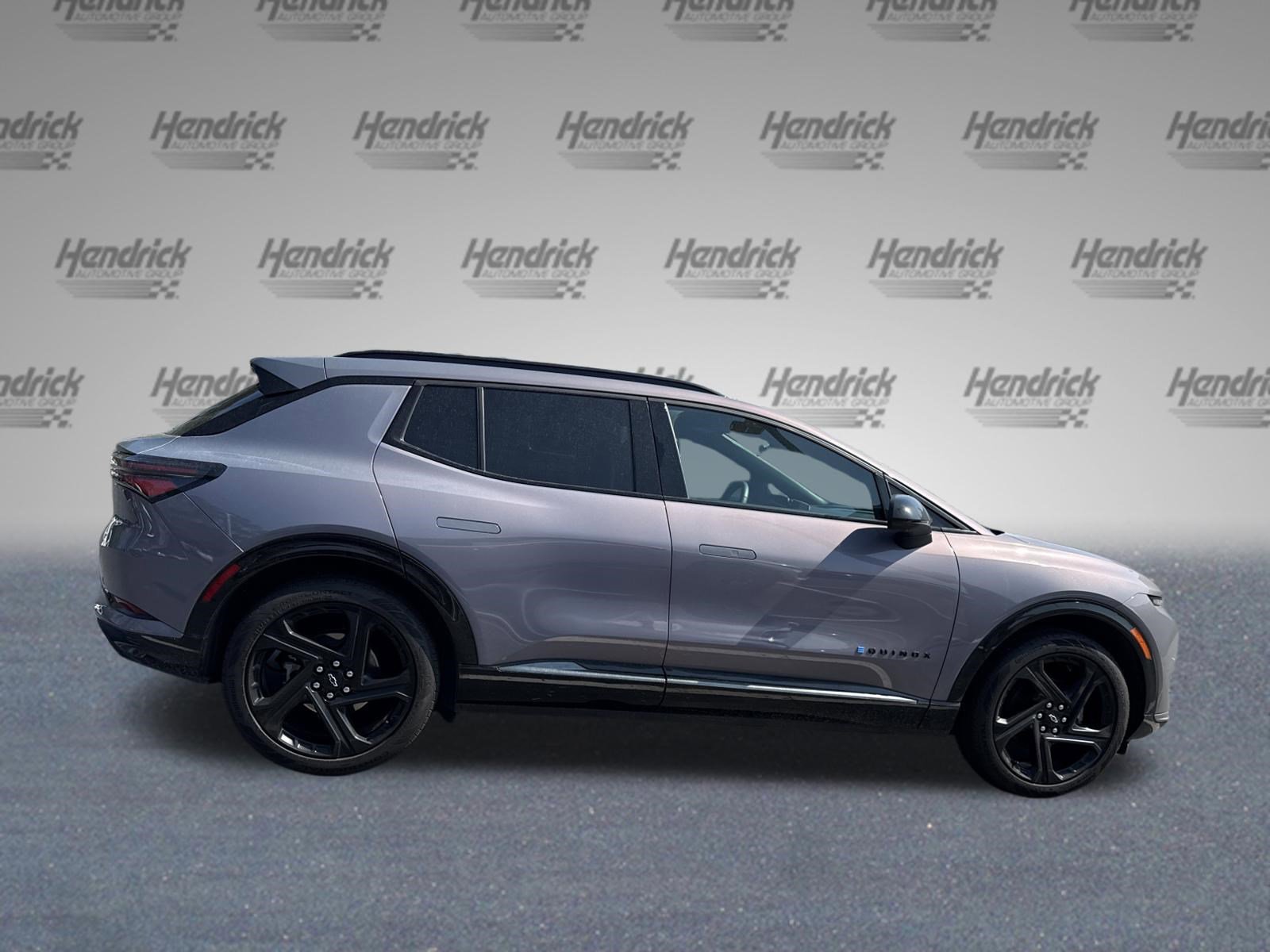 Used 2024 Chevrolet Equinox EV RS image 19