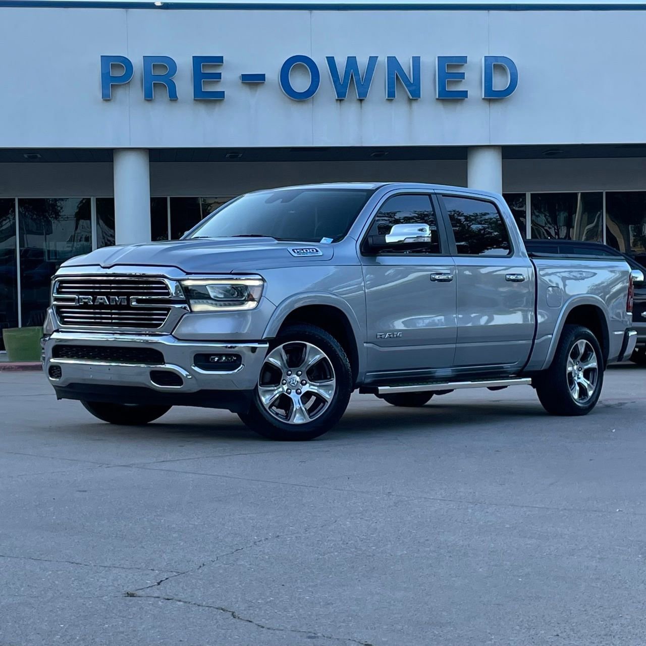 Used 2022 RAM 1500 Laramie image 1