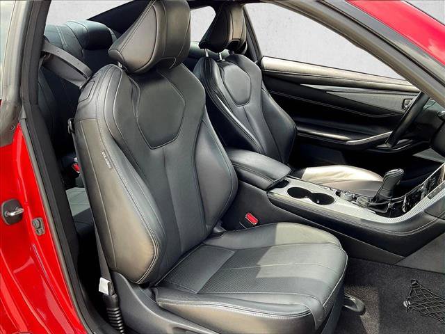 Used 2021 INFINITI Q60 3.0t Luxe w/ Essential Package RWD image 9
