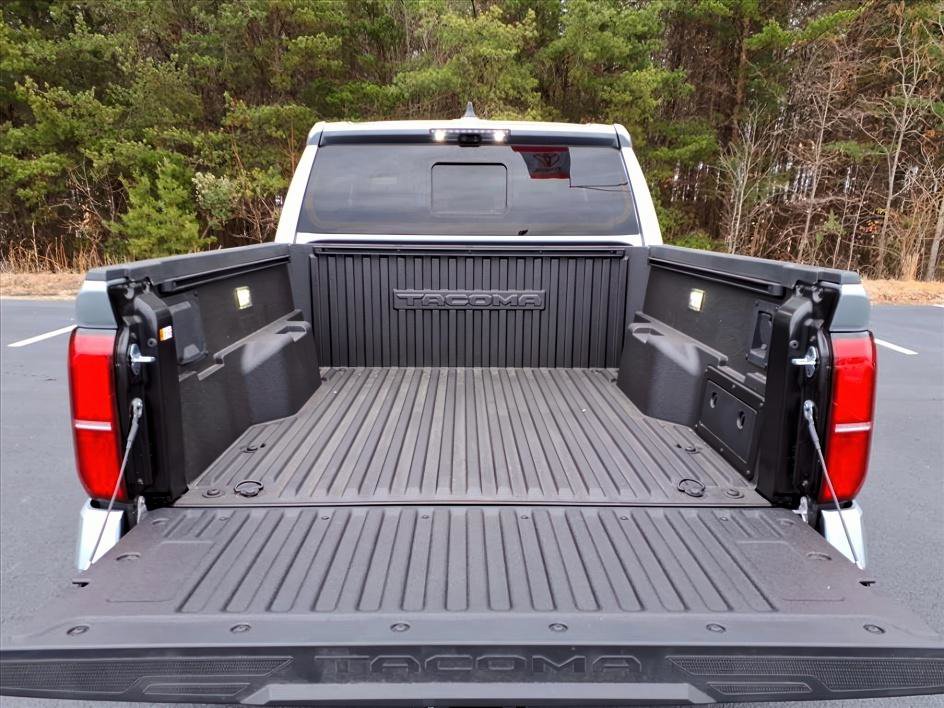 New 2025 Toyota Tacoma TRD Off-Road image 6