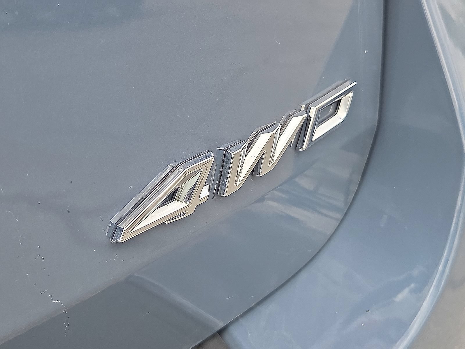 Used 2025 Ford Explorer Active AWD/4WD image 16