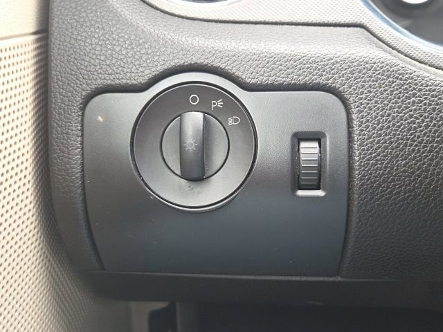 Used 2010 Ford Mustang Premium image 21