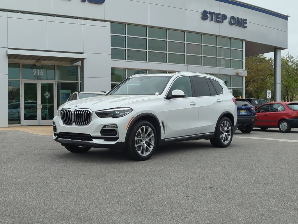 Used 2019 BMW X5 xDrive40i w/ Premium Package 2 image 2