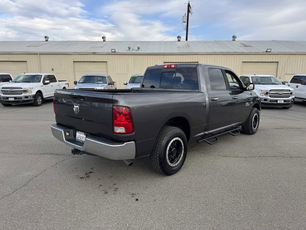 Used 2017 RAM 1500 Classic SLT image 12