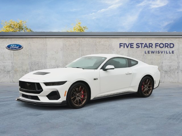 Used 2025 Ford Mustang GT Premium RWD image 4