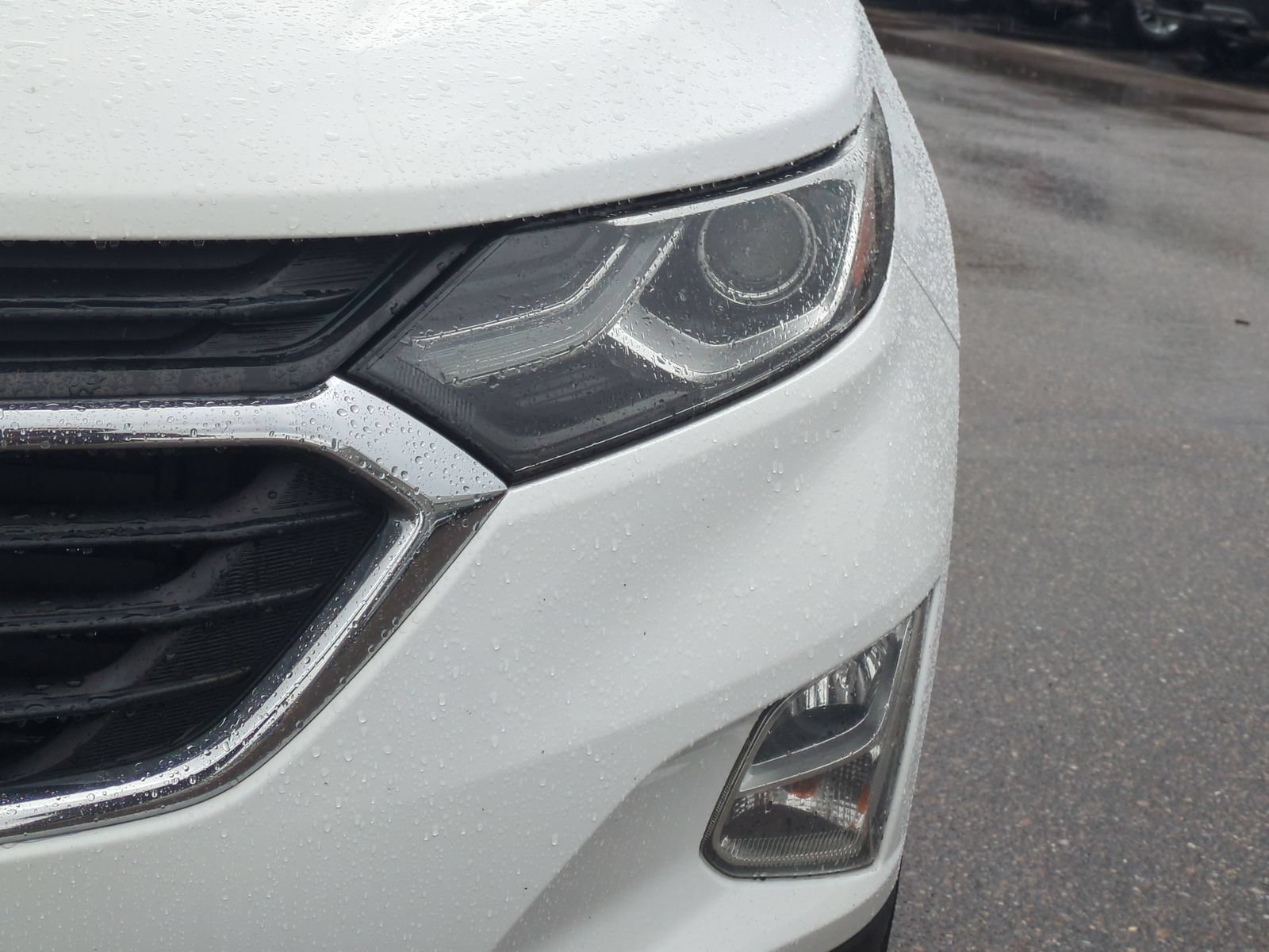 Used 2020 Chevrolet Equinox LT FWD image 12