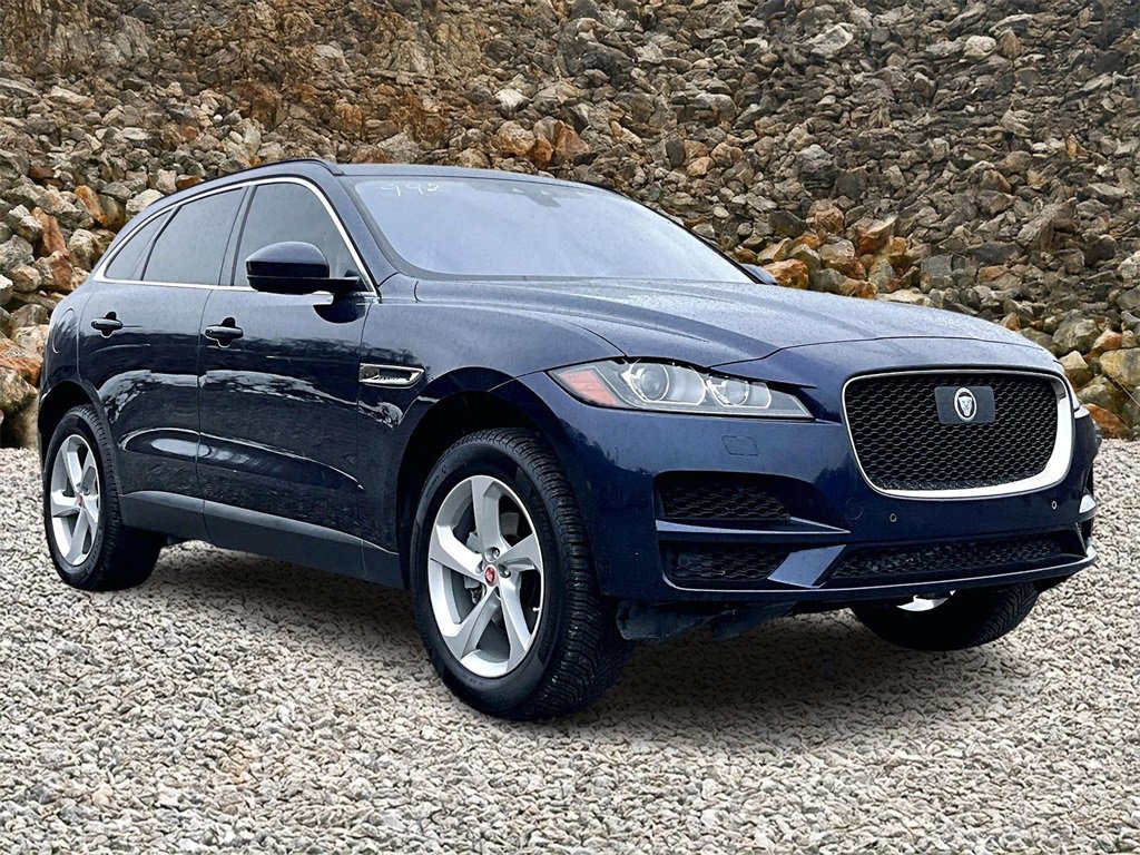 Used 2019 Jaguar F-PACE Premium image 9
