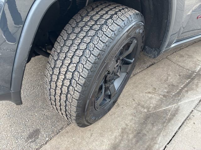 Used 2017 Jeep Grand Cherokee Trailhawk image 30