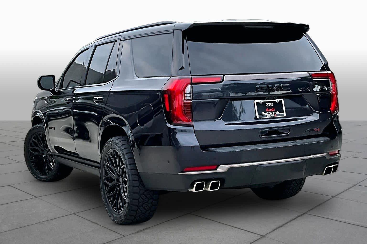 Used 2025 GMC Yukon AT4 Ultimate w/ LPO, Floor Liner Package AWD/4WD image 11