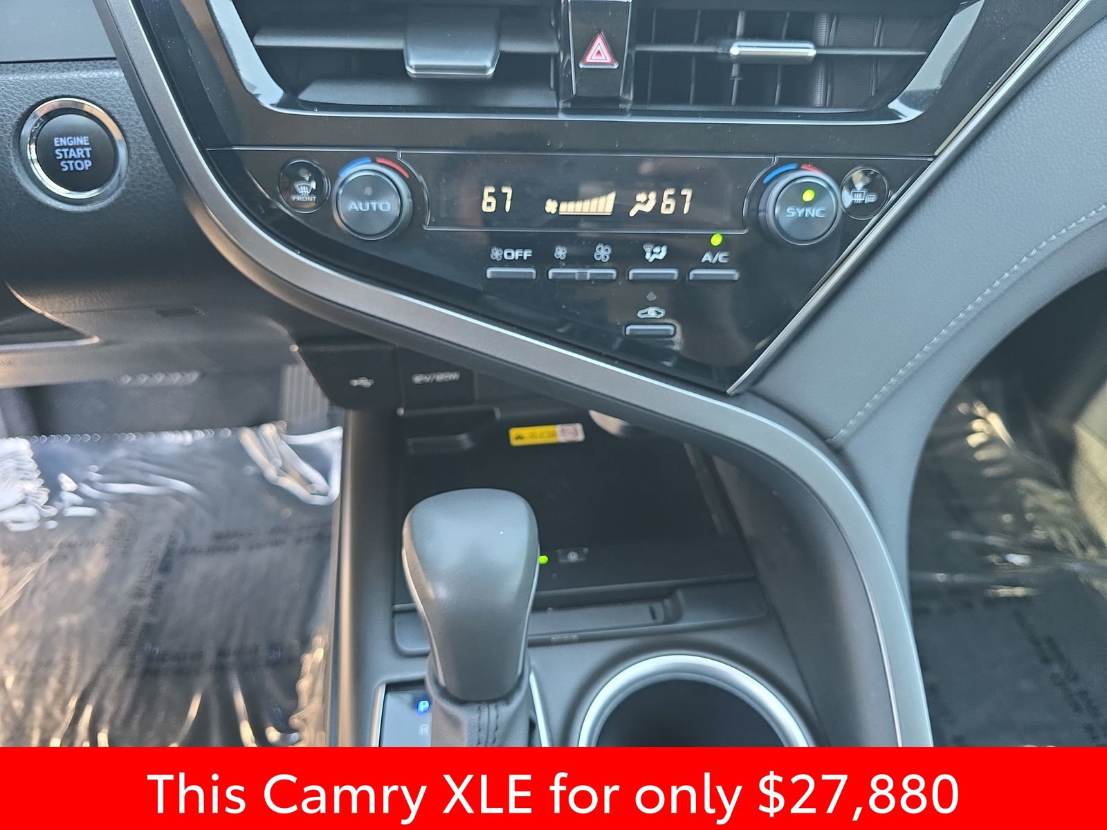 Used 2024 Toyota Camry XLE FWD image 30