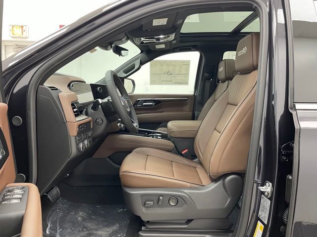 New 2026 Chevrolet Tahoe High Country w/ Sun And Tow Package AWD/4WD image 9