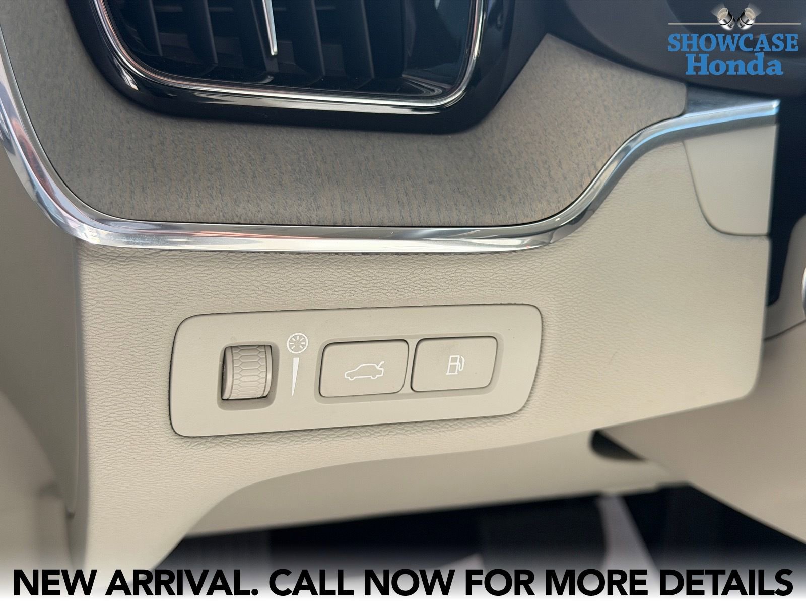 Used 2018 Volvo XC60 T8 Inscription AWD/4WD image 8