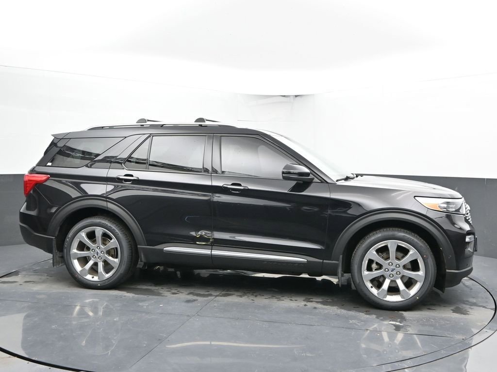 Used 2020 Ford Explorer Platinum w/ Premium Technology Package image 11