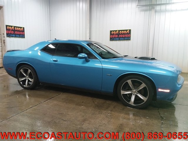 Used 2015 Dodge Challenger R/T RWD image 5