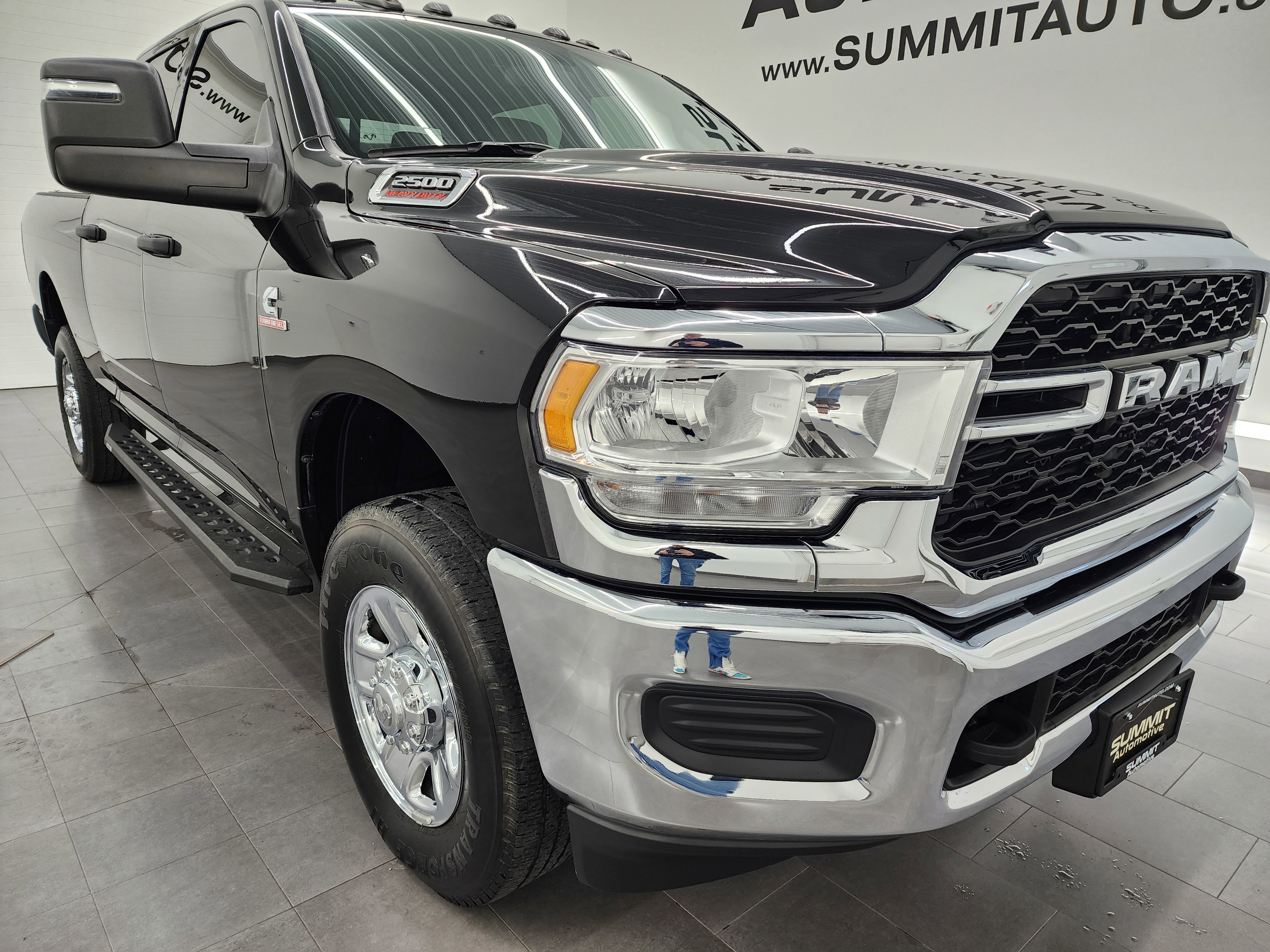 Used 2023 RAM 2500 Tradesman image 2