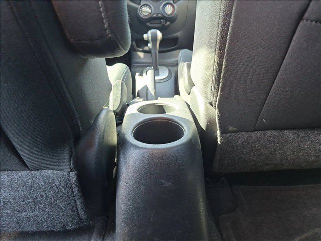 Used 2014 Nissan Versa Note SV FWD image 17