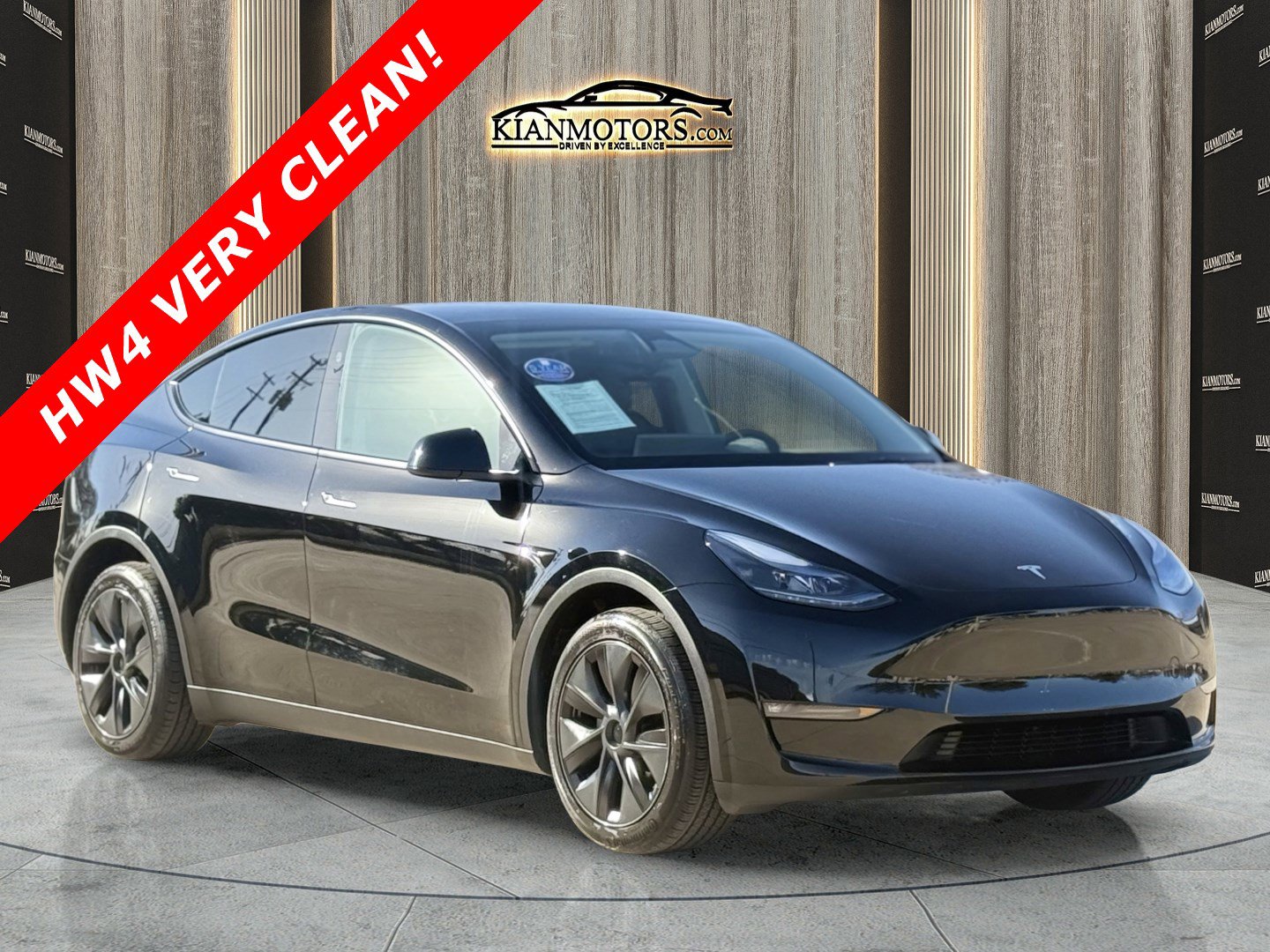 Used 2025 Tesla Model Y Long Range image 1