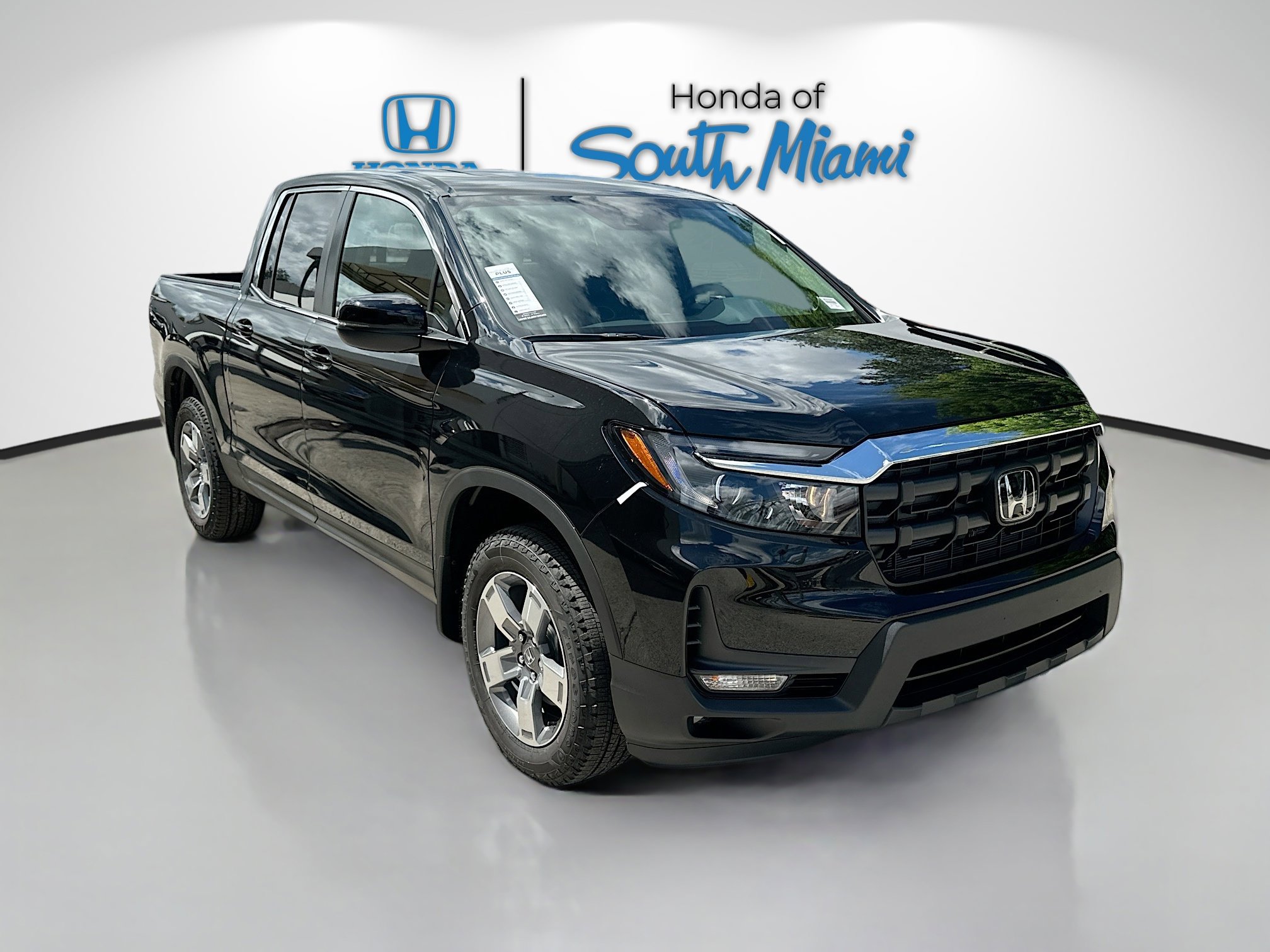 New 2025 Honda Ridgeline RTL