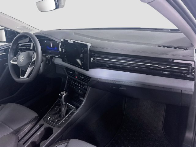 New 2027 Volkswagen Jetta SE FWD image 28