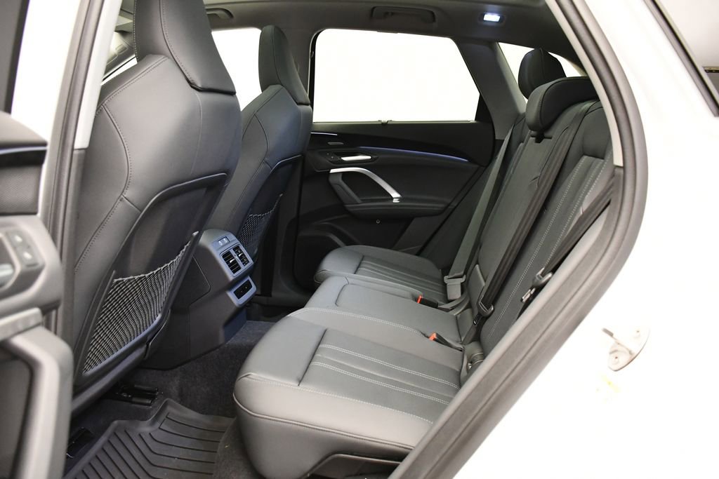 Used 2025 Audi Q5 Premium Plus w/ Premium Plus image 42