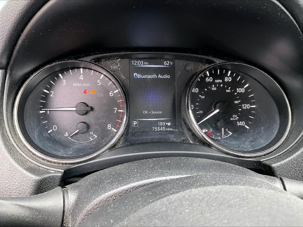 Used 2017 Nissan Rogue S w/ S Appearance Package AWD/4WD image 8