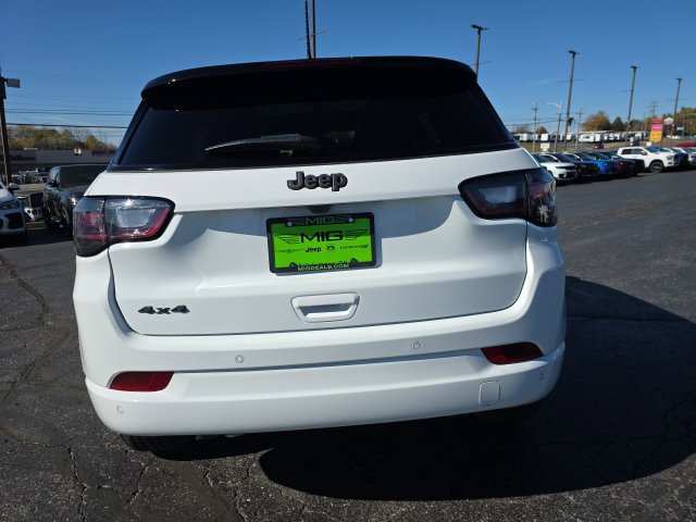 Used 2025 Jeep Compass Limited w/ High Altitude Package AWD/4WD image 5