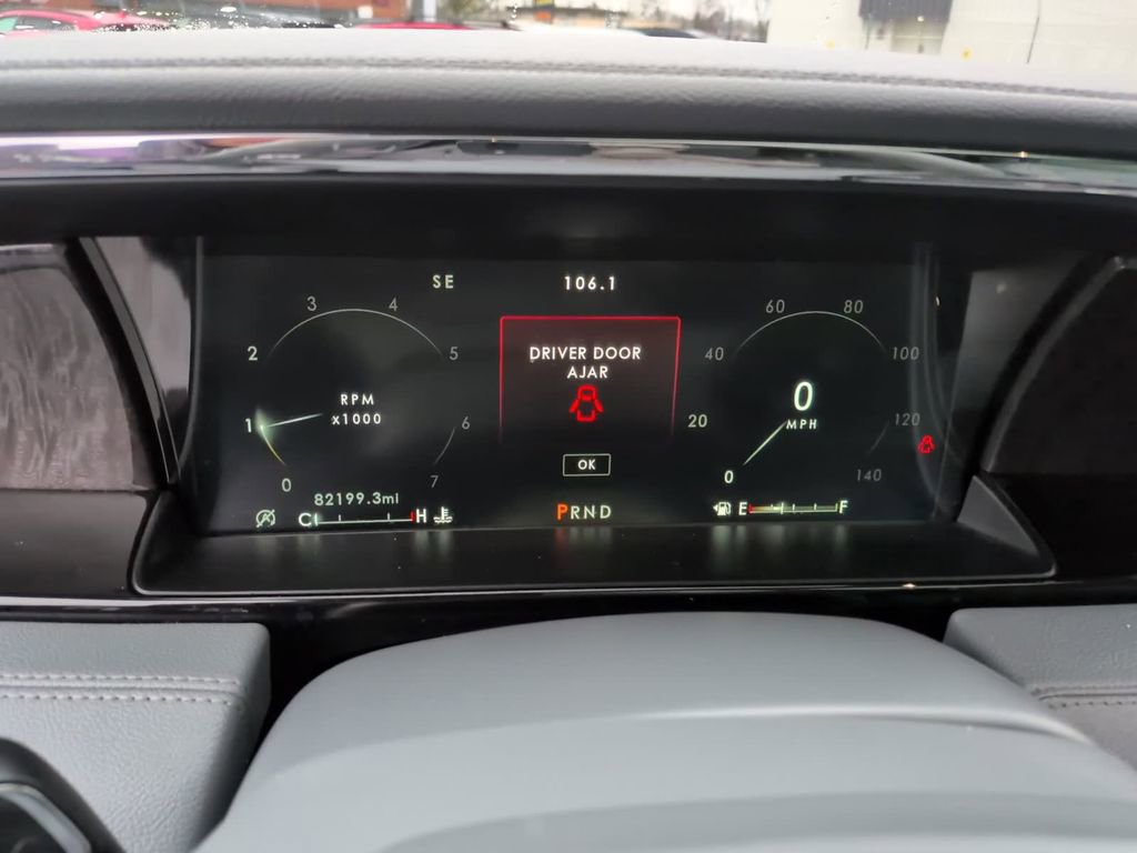 Used 2019 Lincoln Navigator L Reserve image 18