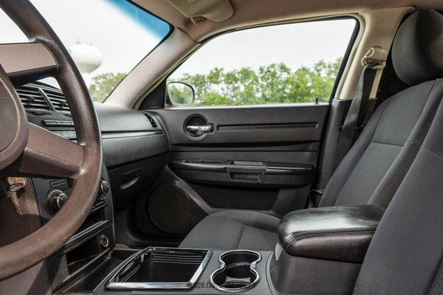 Used 2010 Dodge Charger Police RWD image 40